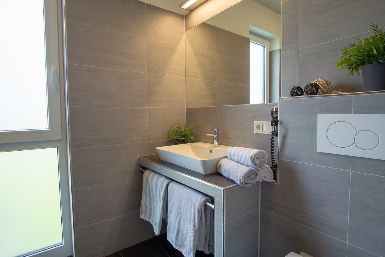 Ferienwohnung Dorfbrunnen Merzig Exteriör bild